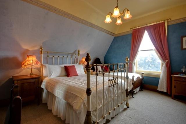 Westella Colonial B&B Accommodation Ulverstone Room photo